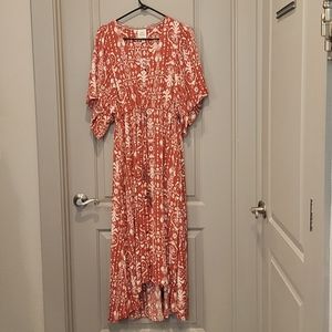NWOTKnox Rose maxi dress, size Medium, abstract design, button down, tie waist
